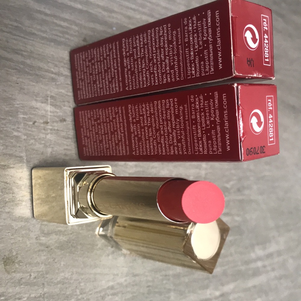 Clarins Rouge Eclat Contour Satin Finish Age Defying Lipstick #8 Coral Pink - Picture 5 of 6